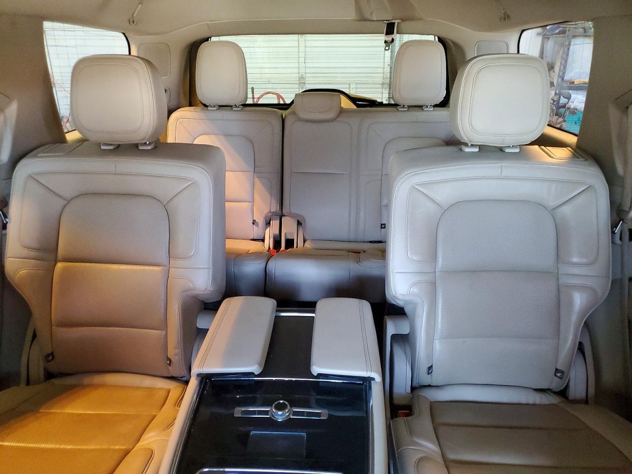 2018 LINCOLN Navigator