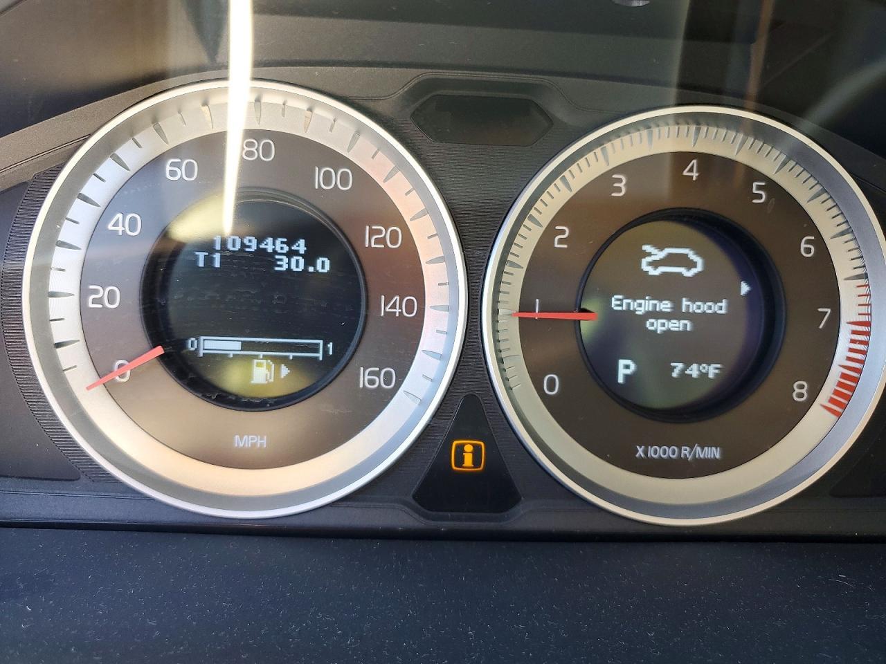 2013 VOLVO XC70