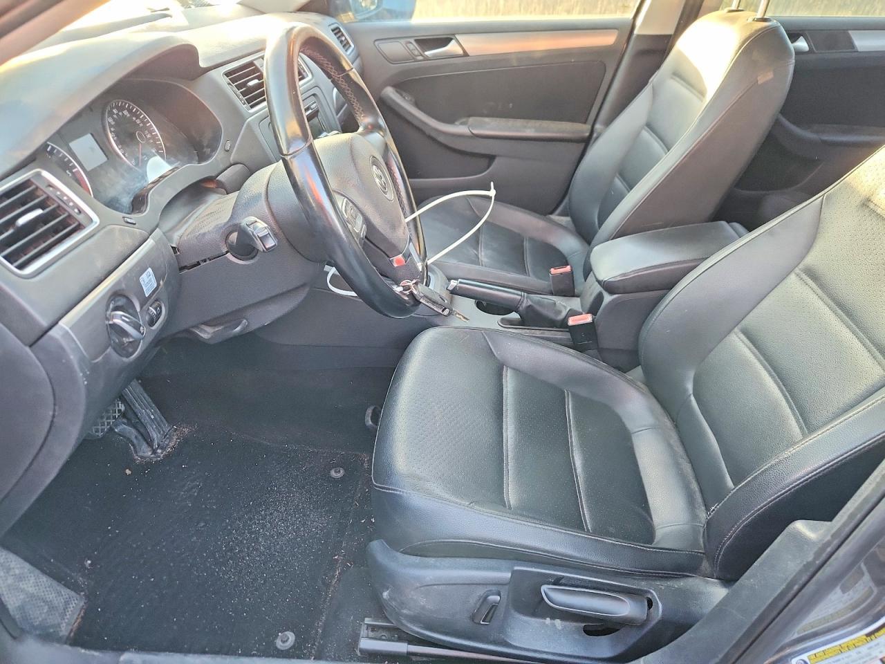 2014 VOLKSWAGEN JETTA