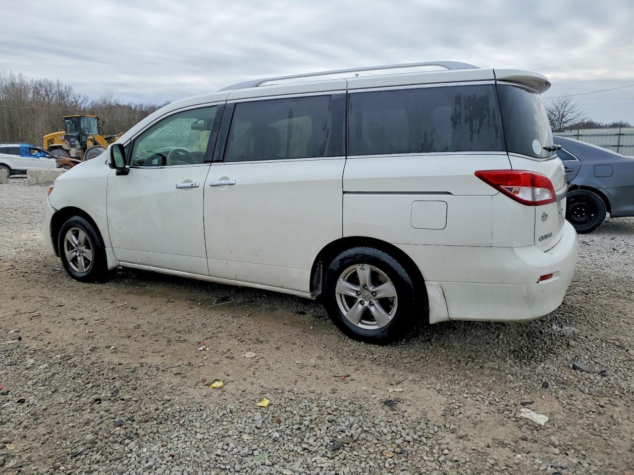 2015 NISSAN Quest