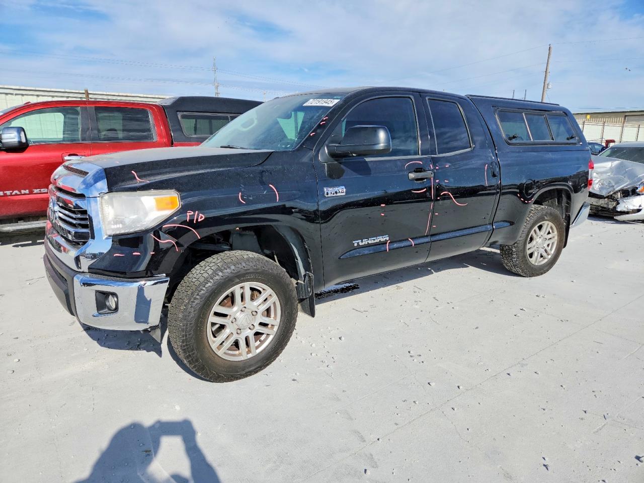 2016 TOYOTA TUNDRA