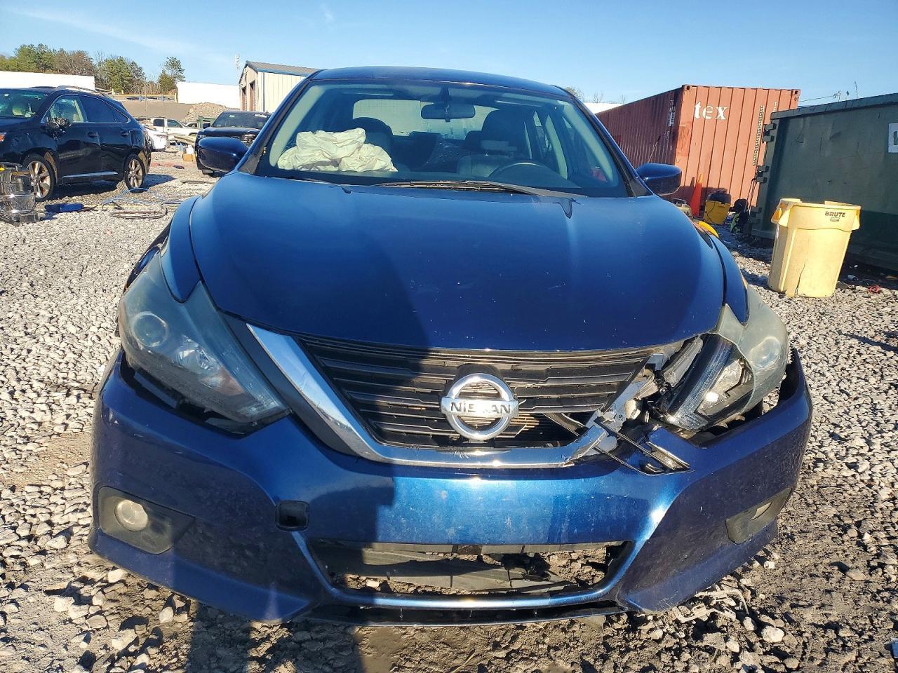 2017 NISSAN ALTIMA
