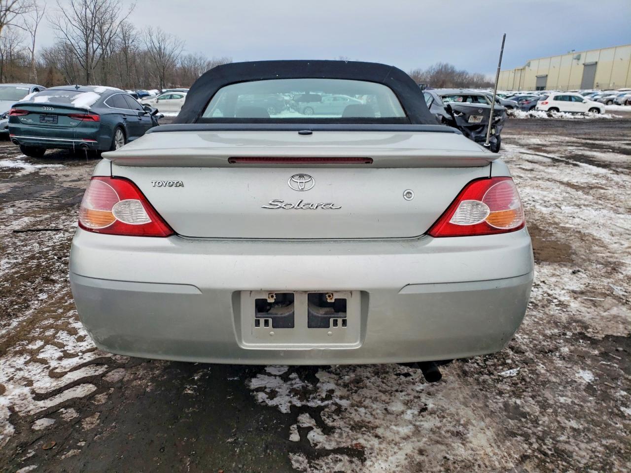 2003 TOYOTA CAMRY