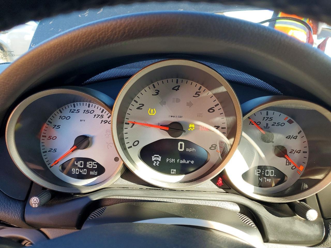 2011 PORSCHE Boxster