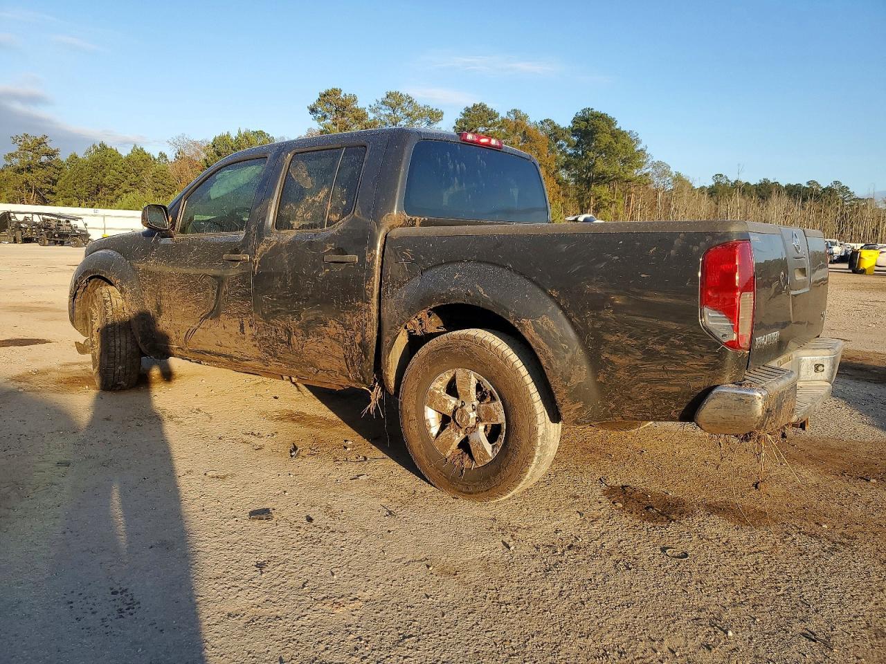 2012 NISSAN Frontier