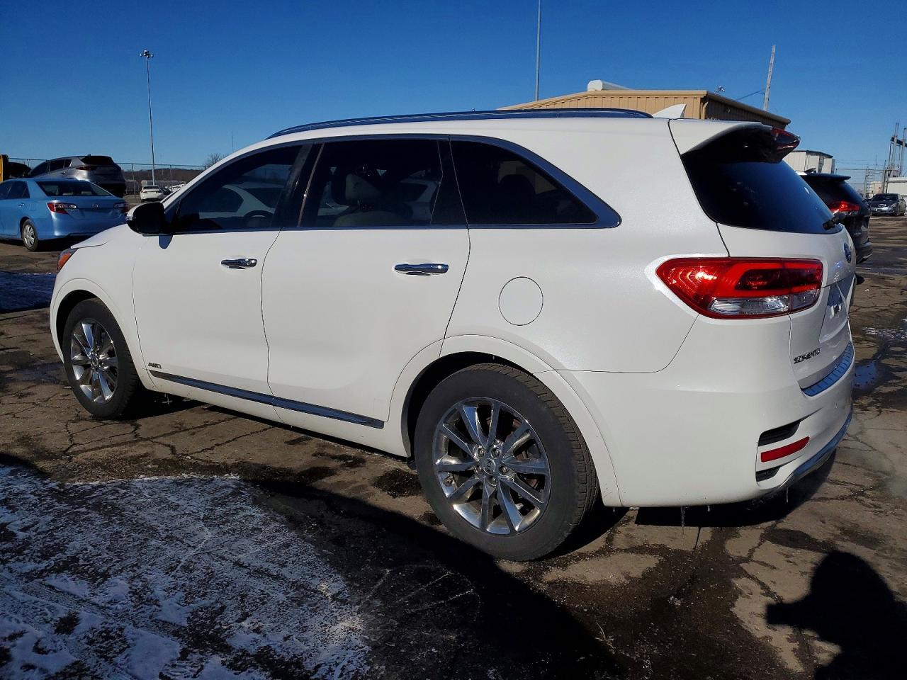 2016 KIA SORENTO
