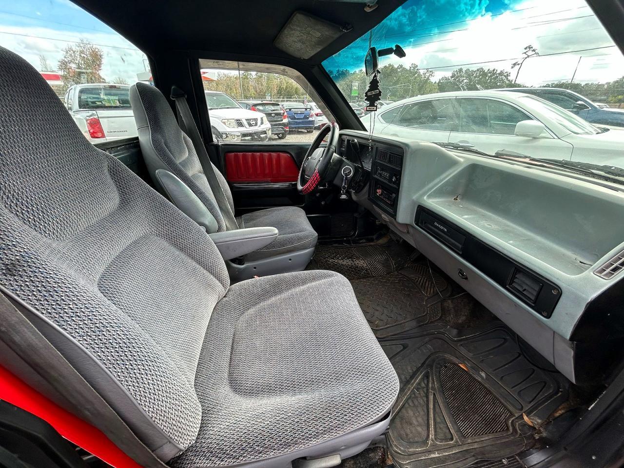 1994 DODGE Dakota