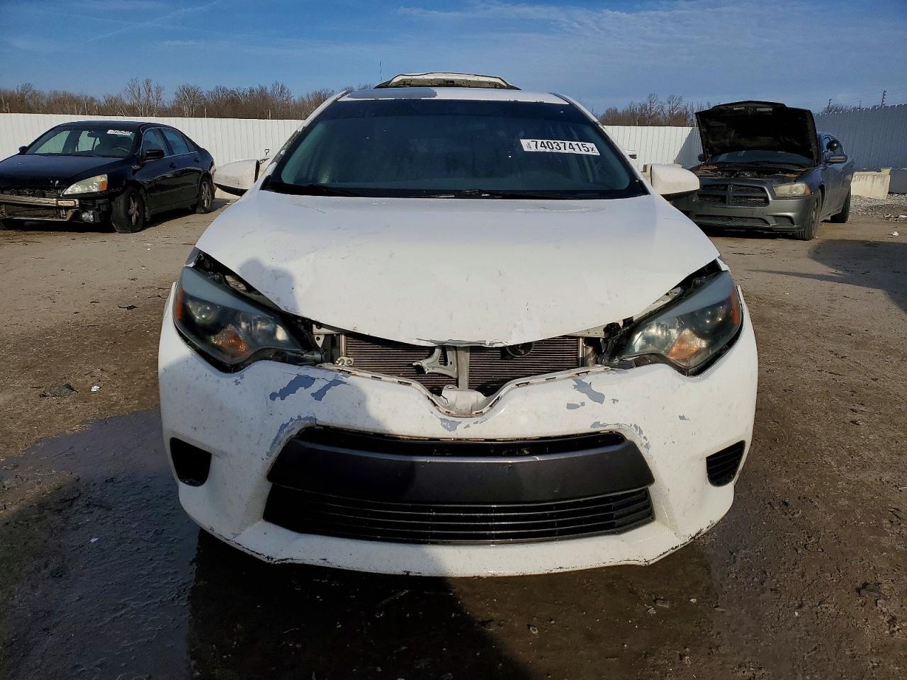 2015 TOYOTA COROLLA
