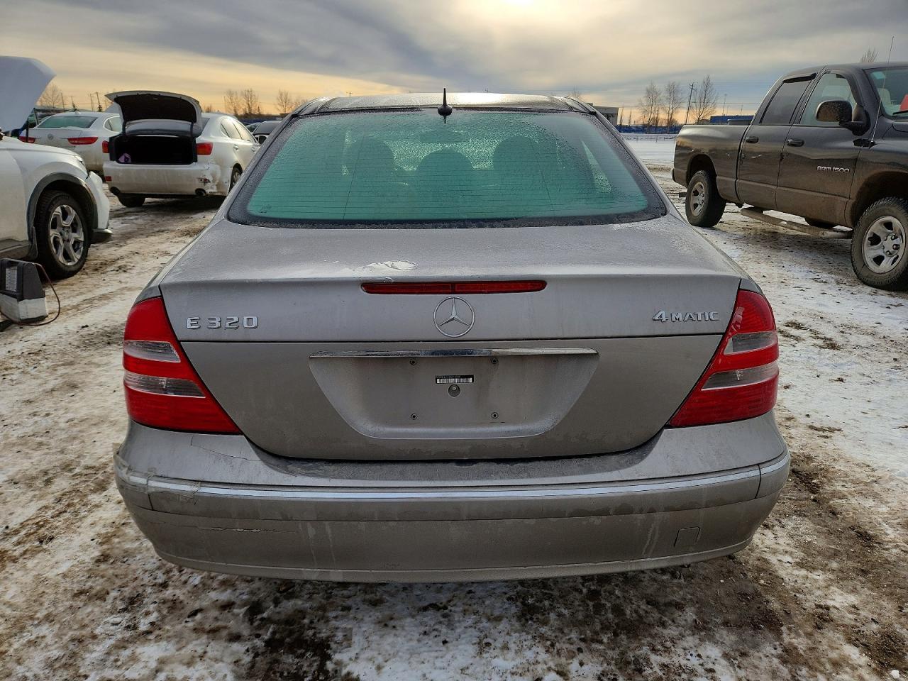 2004 MERCEDES-BENZ E-Class