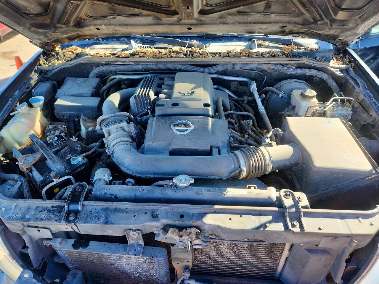 2012 NISSAN Frontier