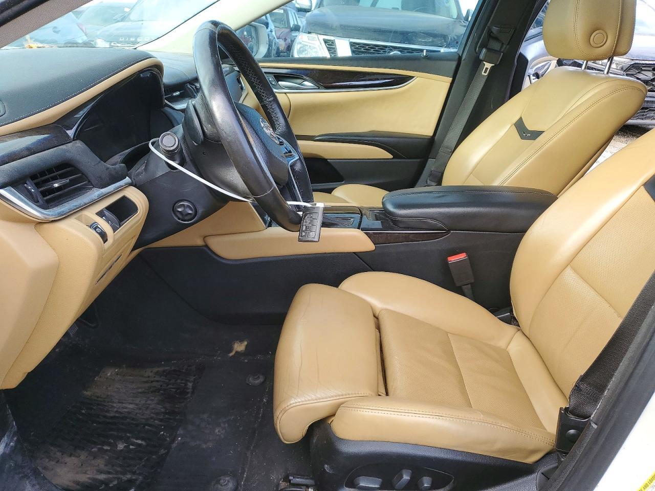 2013 CADILLAC XTS