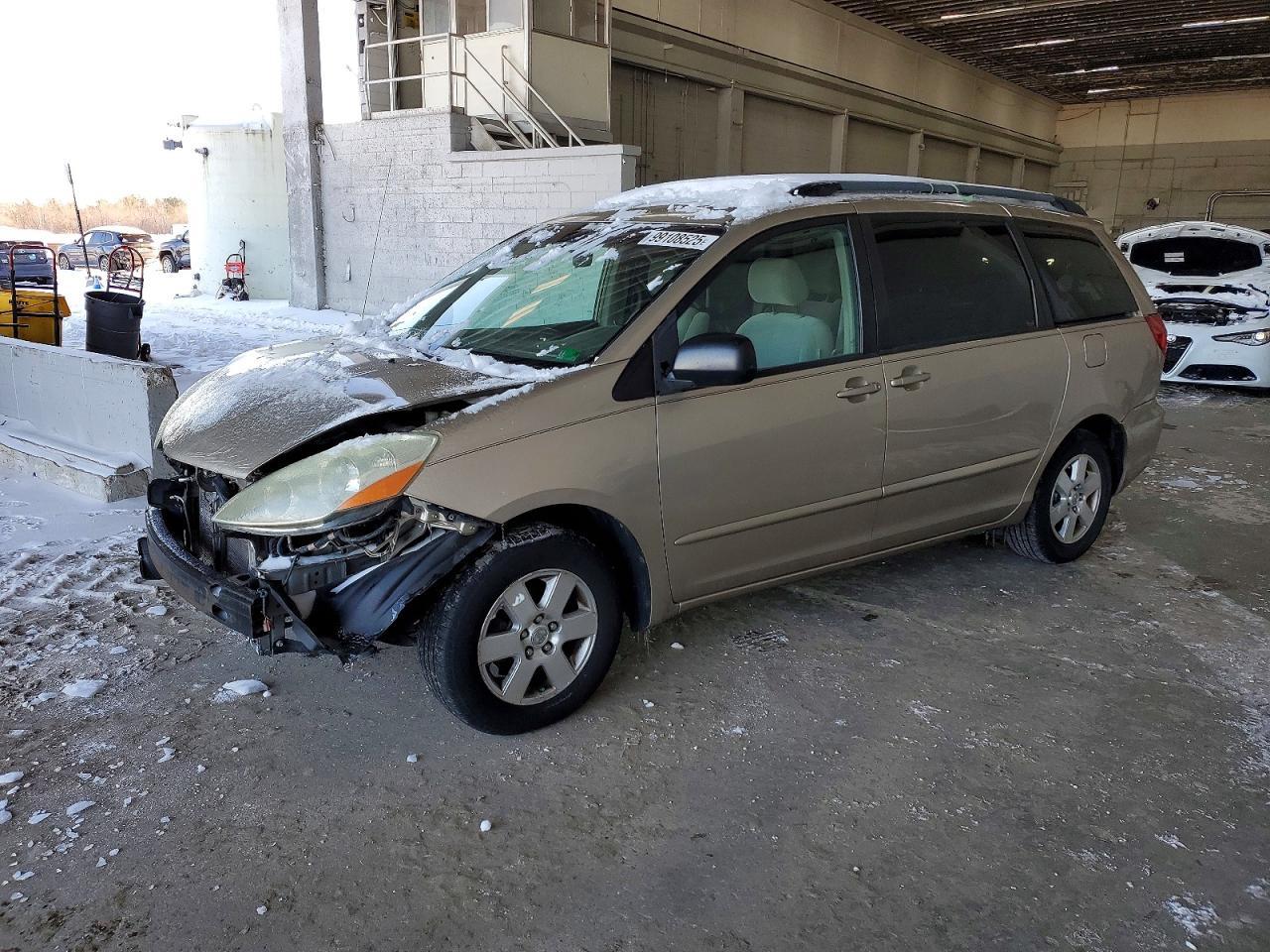 2006 TOYOTA SIENNA