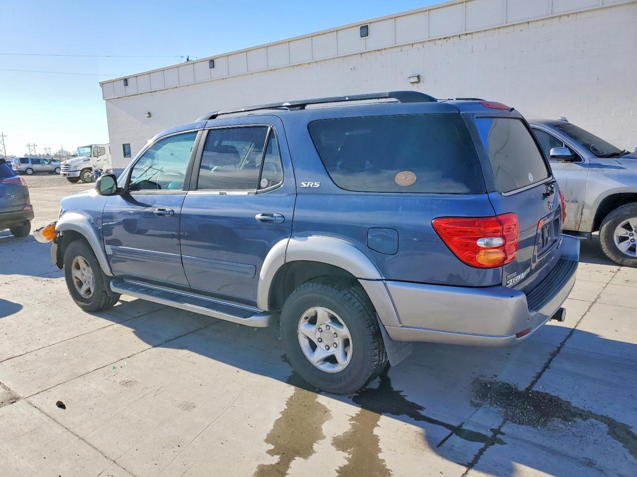 2001 TOYOTA Sequoia