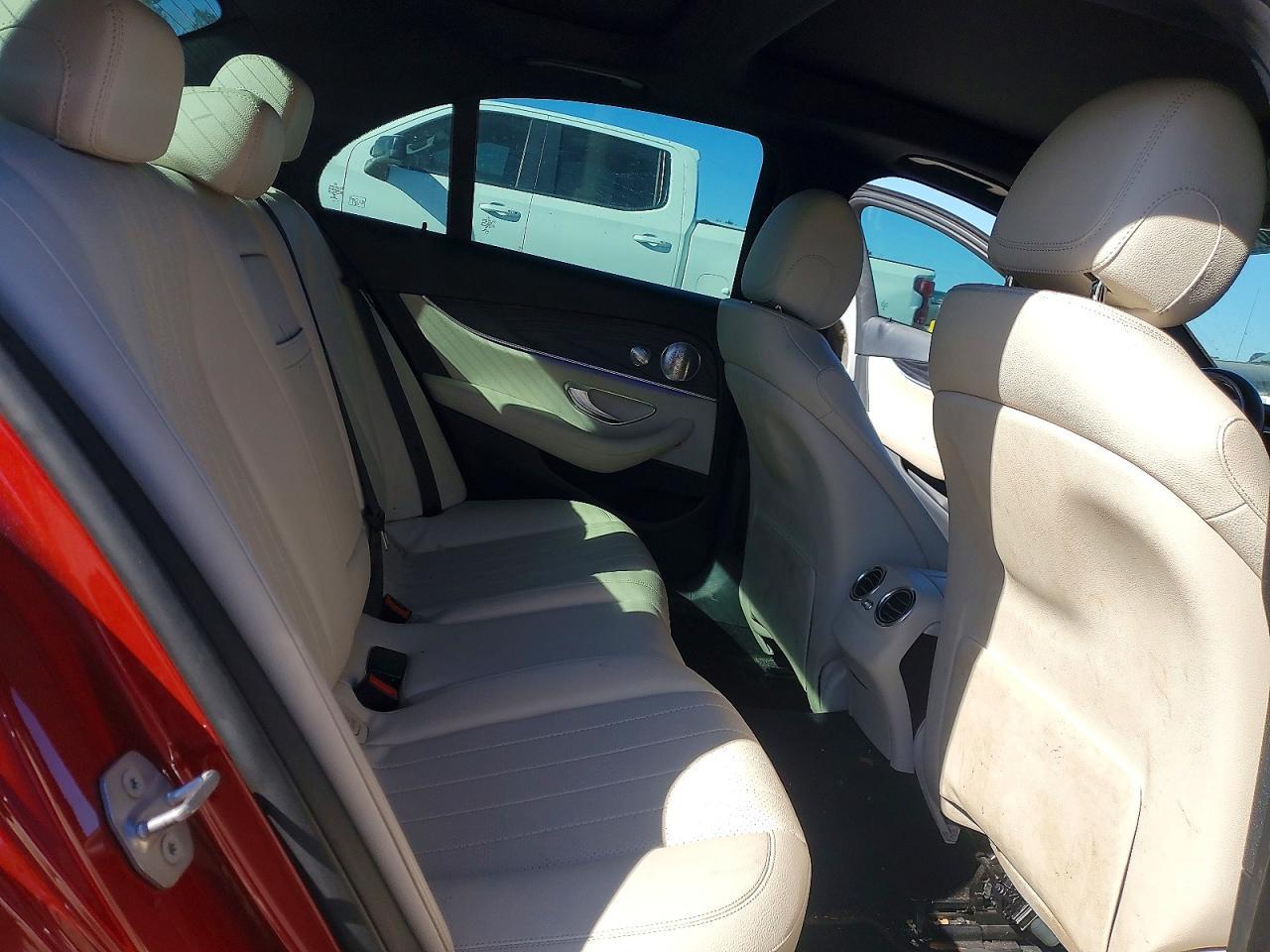 2017 MERCEDES-BENZ E-Class