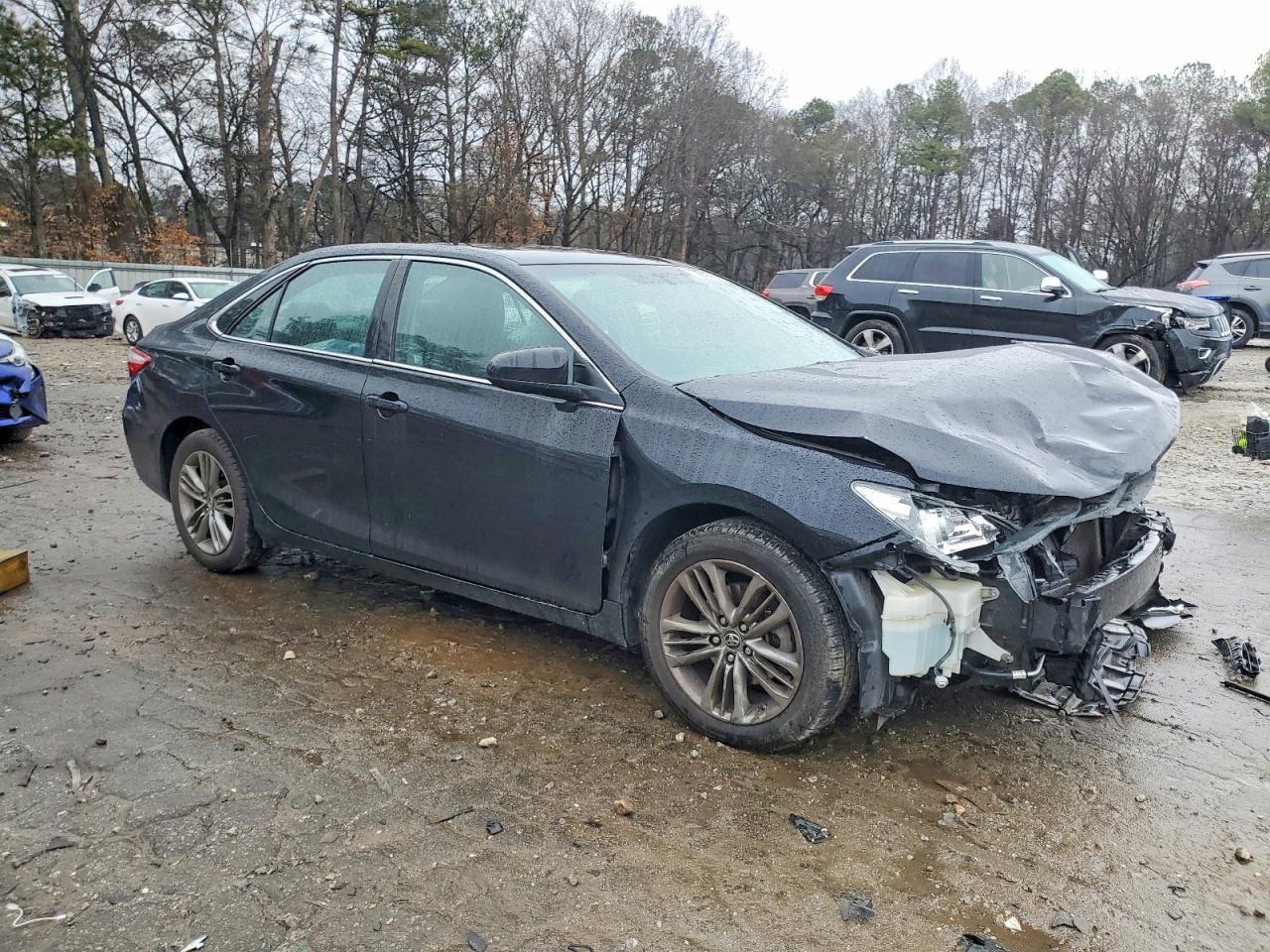 2016 TOYOTA CAMRY