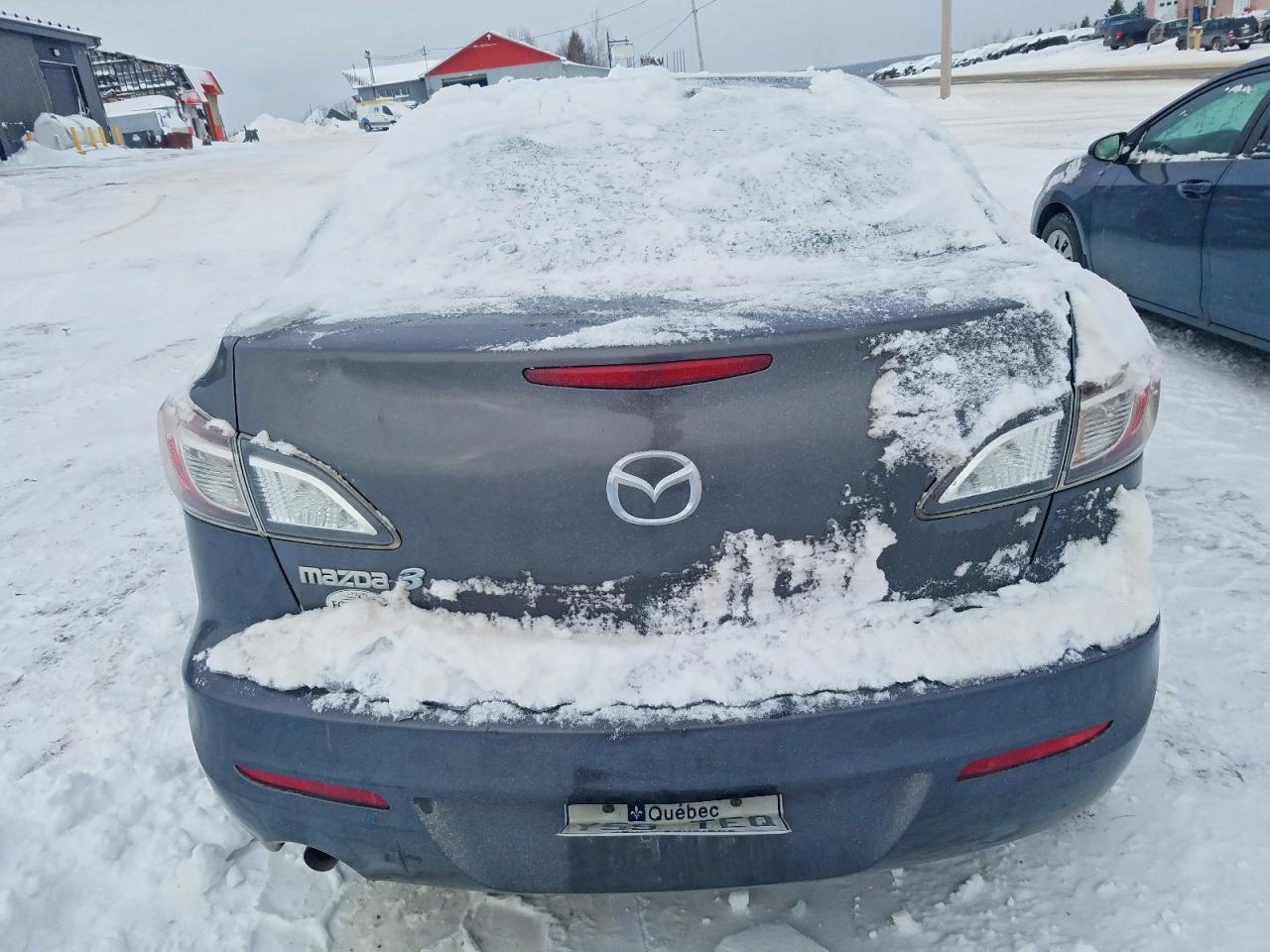 2013 MAZDA 3