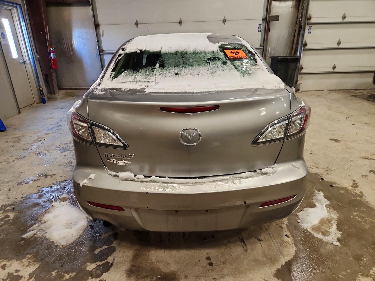2013 MAZDA 3