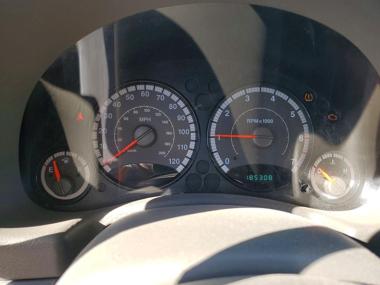 2005 JEEP Liberty