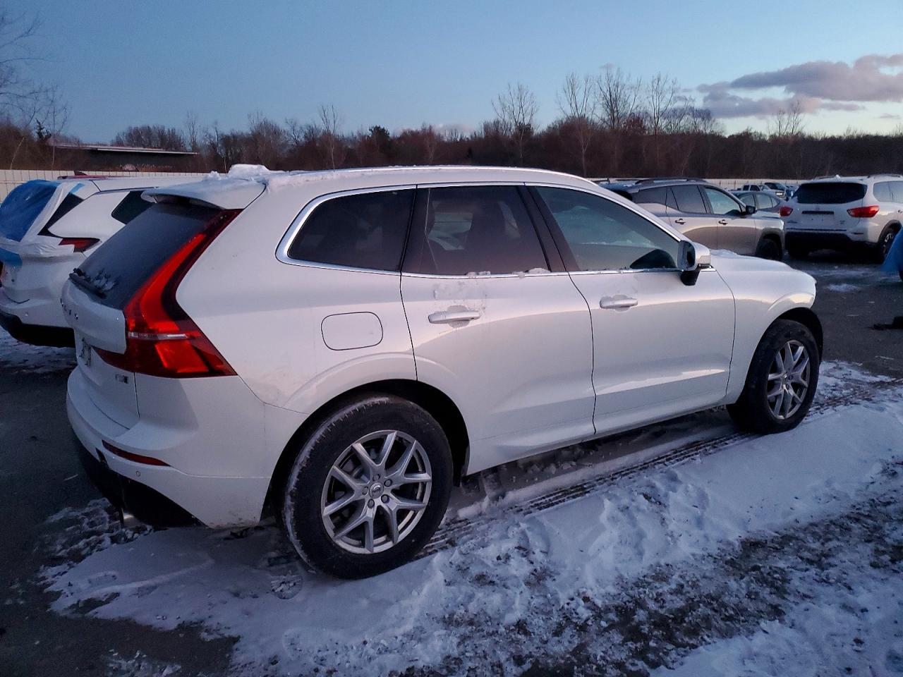 2020 VOLVO XC60