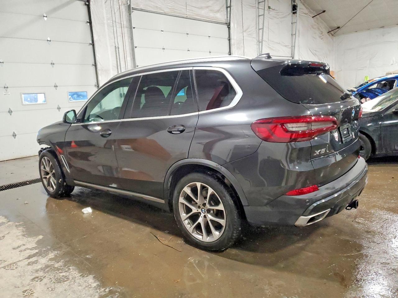 2022 BMW X5