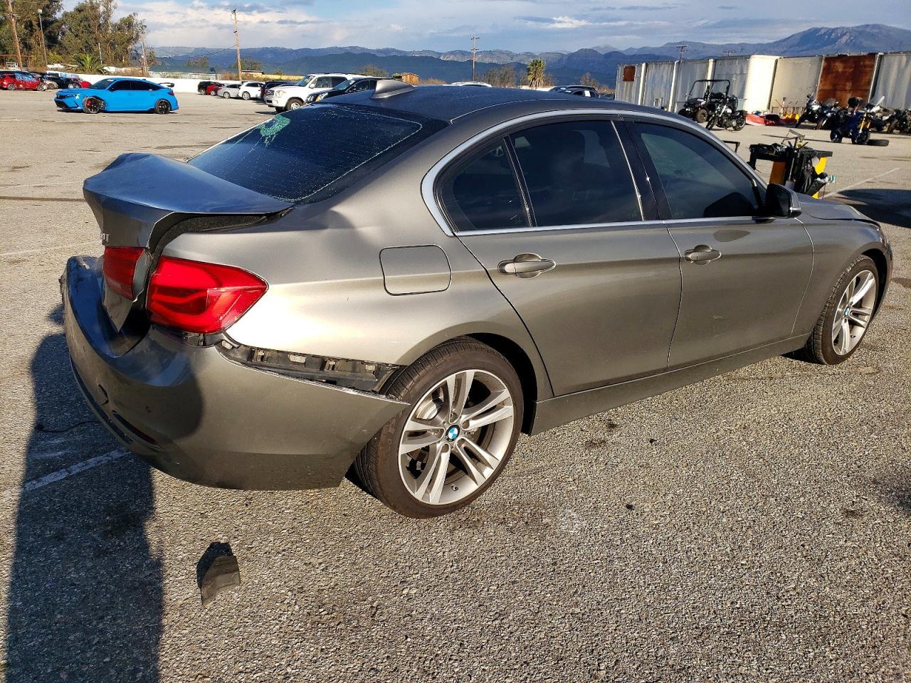 2017 BMW 3 SERIES
