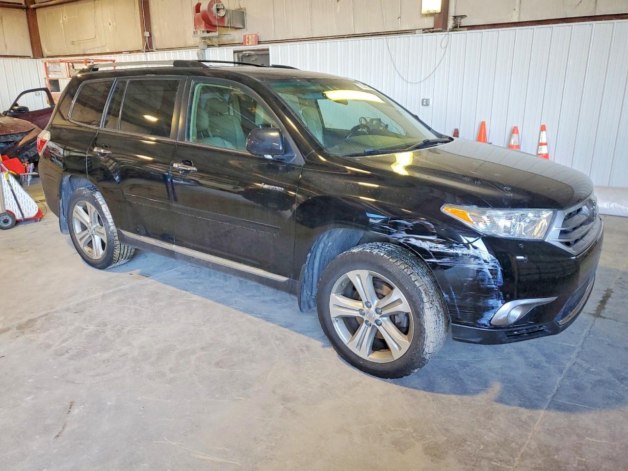 2013 TOYOTA HIGHLANDER