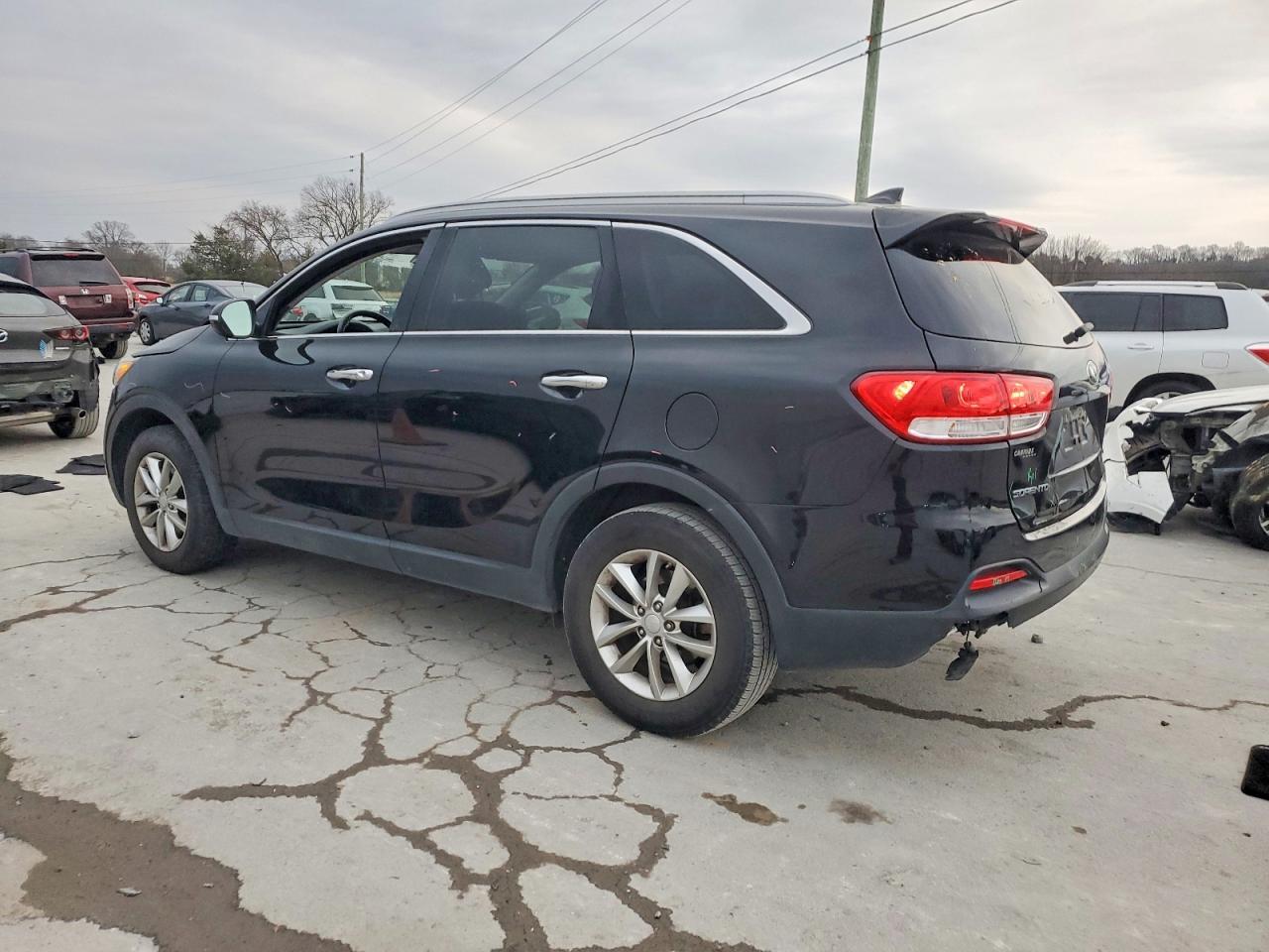 2016 KIA SORENTO