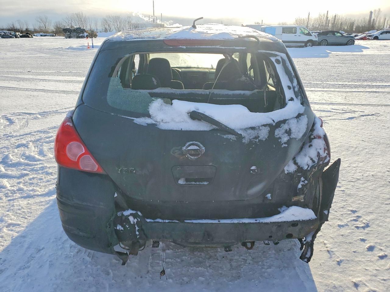 2009 NISSAN VERSA