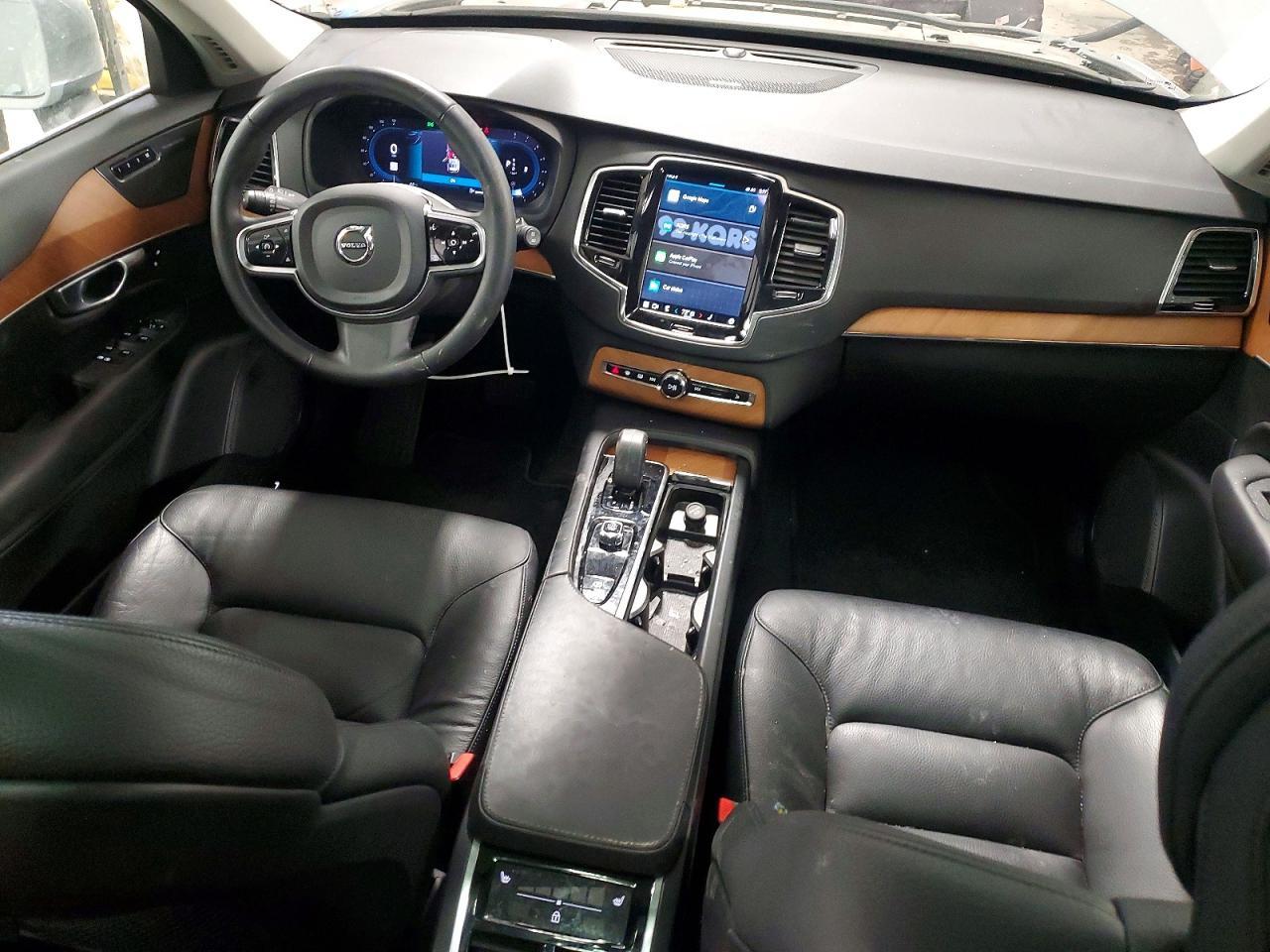 2024 VOLVO XC90