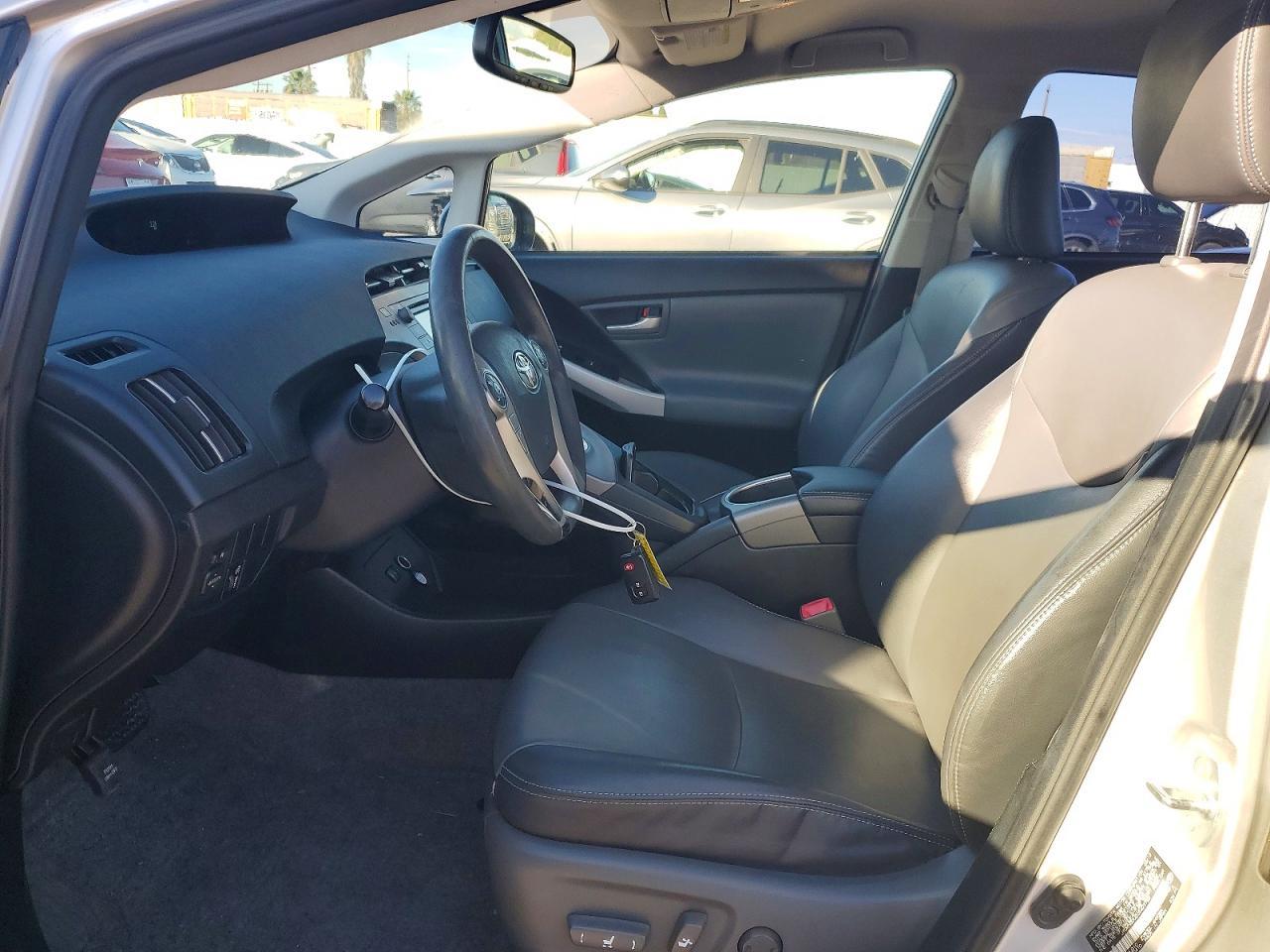 2012 TOYOTA PRIUS
