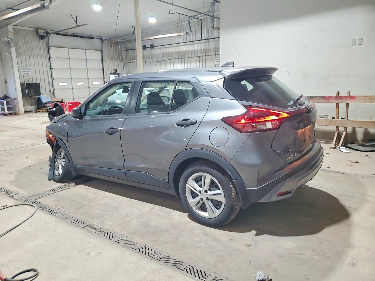 2022 NISSAN KICKS
