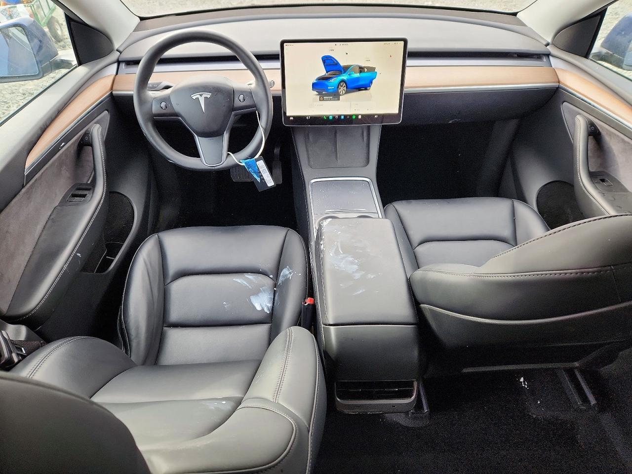2024 TESLA MODEL Y