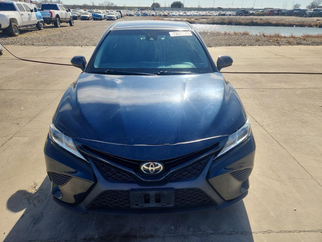 2019 TOYOTA CAMRY