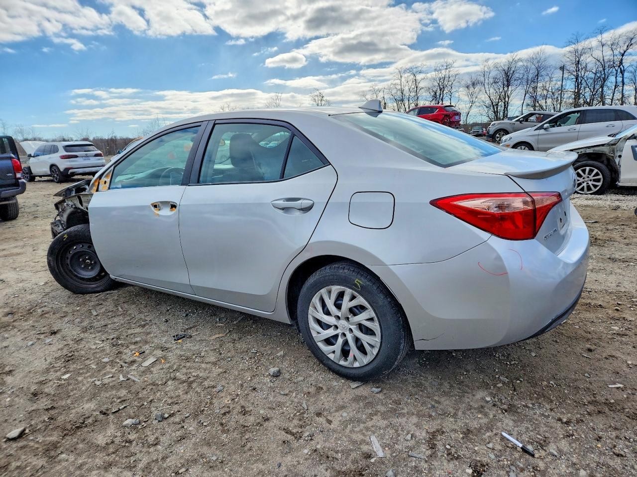 2018 TOYOTA COROLLA