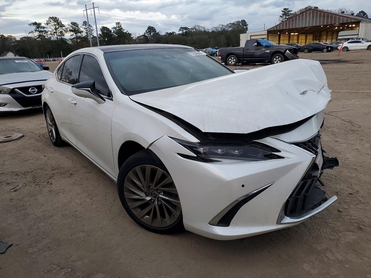 2022 LEXUS ES 350