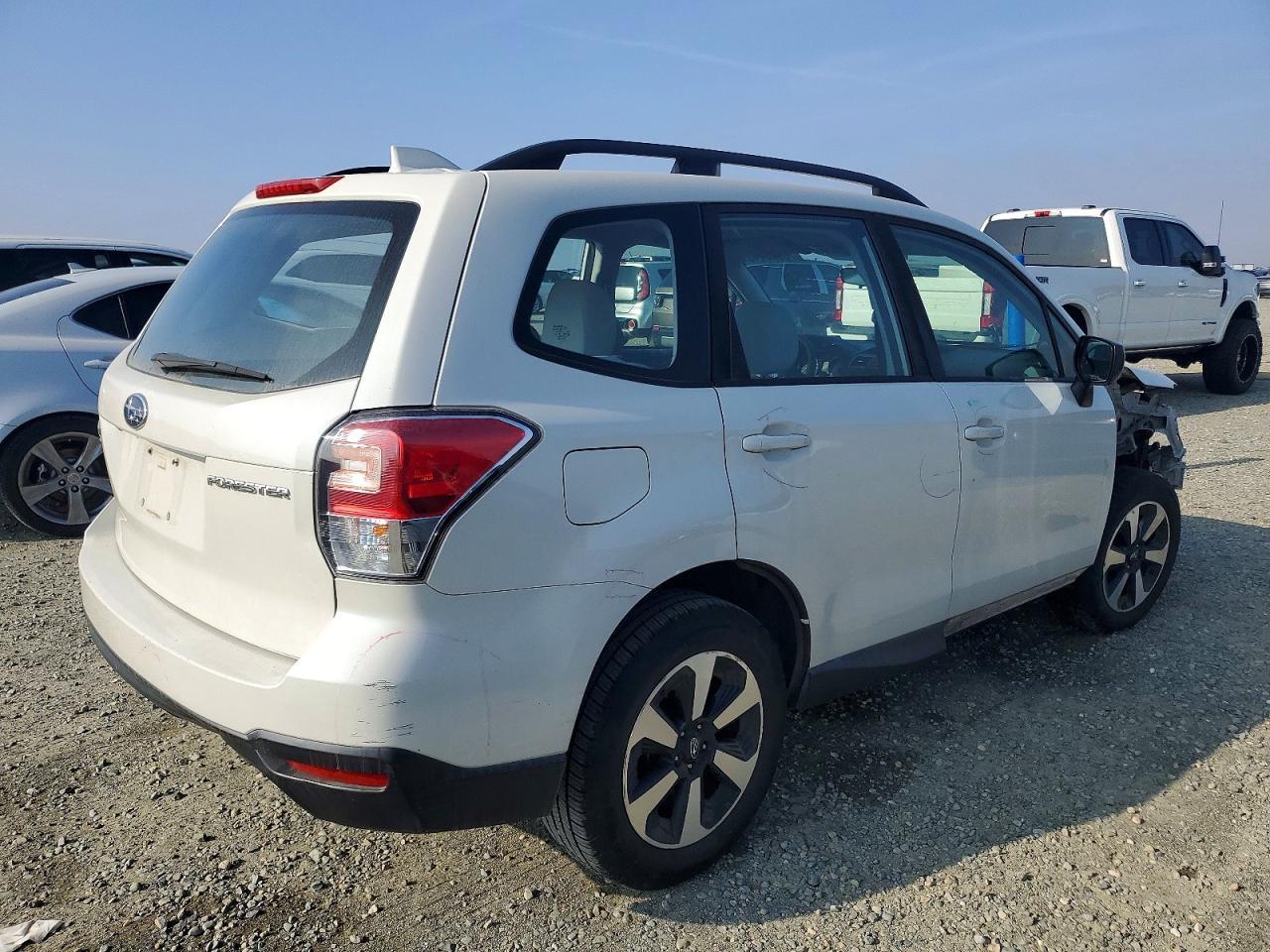 2018 SUBARU FORESTER