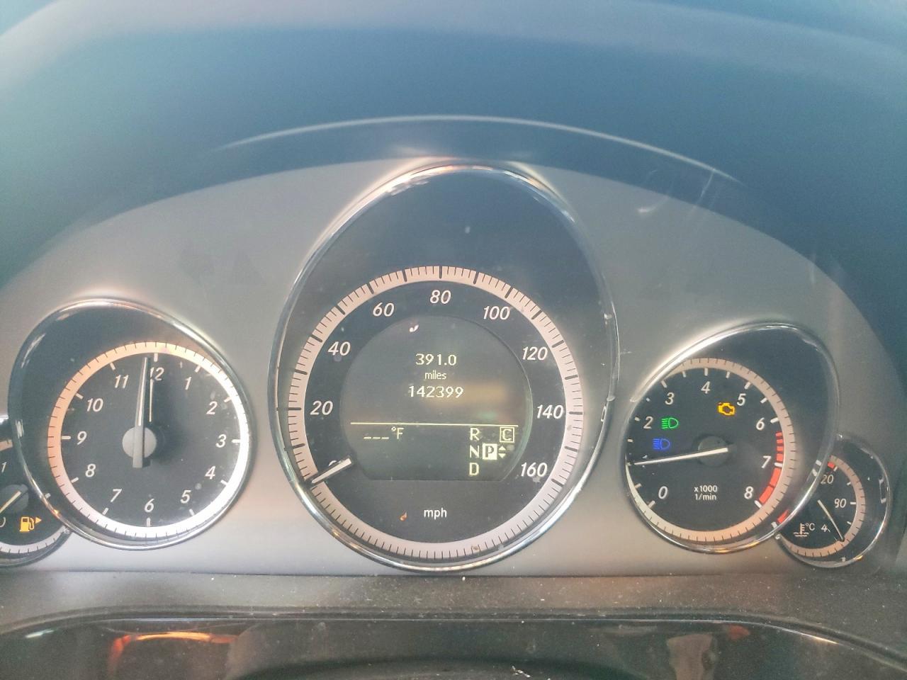 2010 MERCEDES-BENZ E-Class