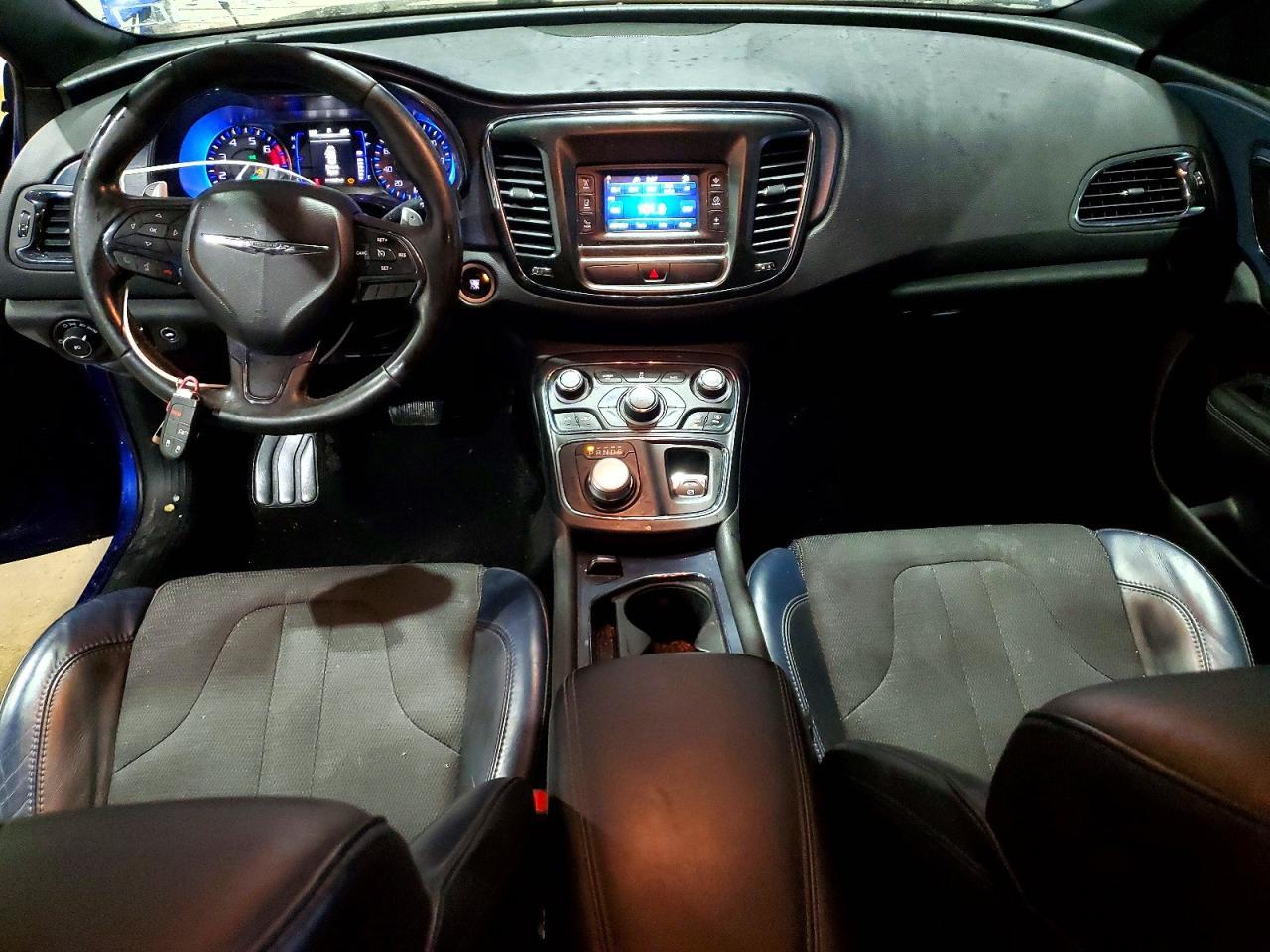 2015 CHRYSLER 200