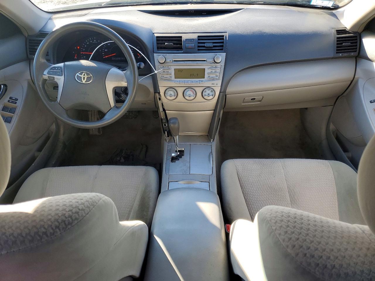 2010 TOYOTA CAMRY