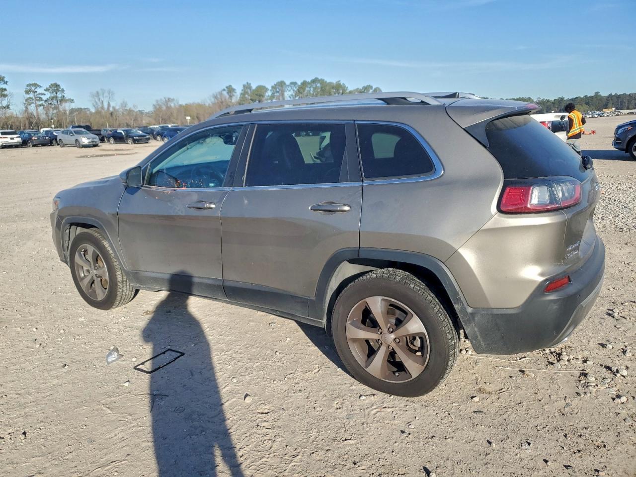 2020 JEEP CHEROKEE