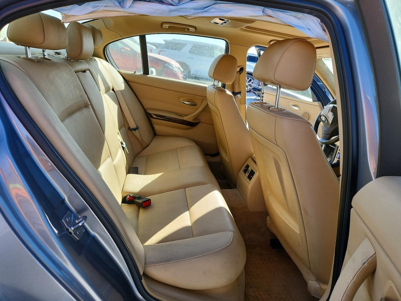 2011 BMW 3 SERIES