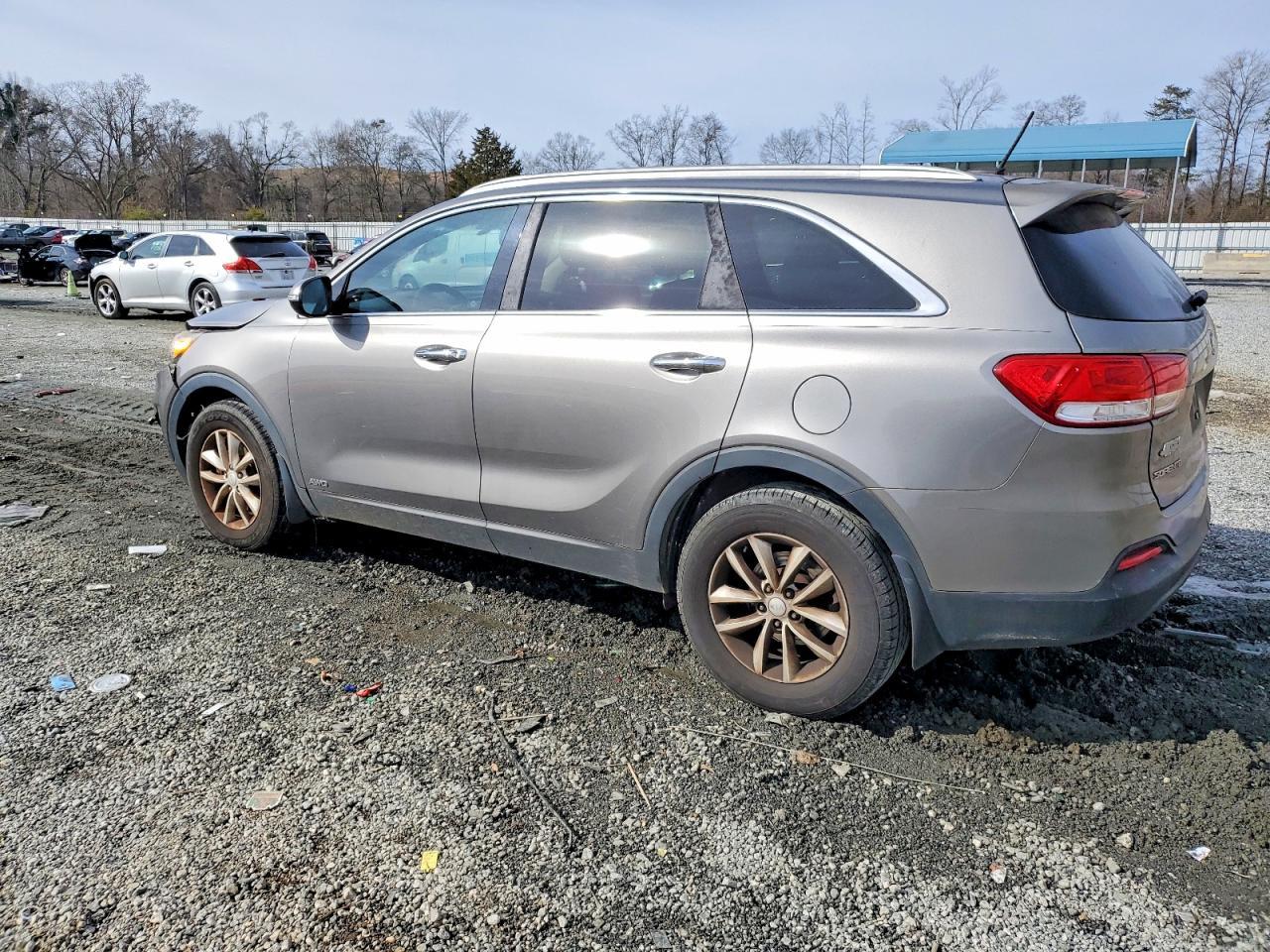 2016 KIA SORENTO
