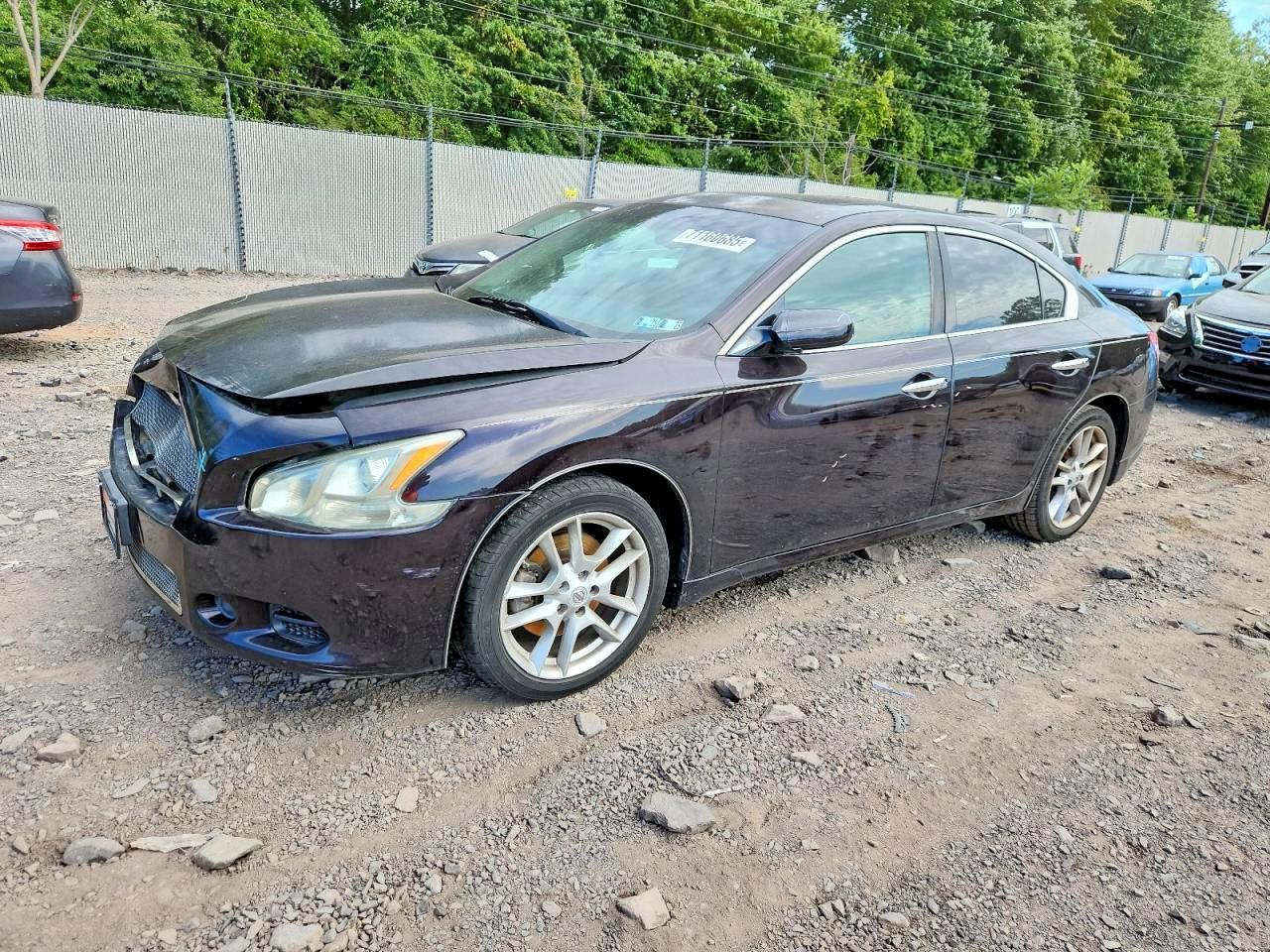 2011 NISSAN Maxima