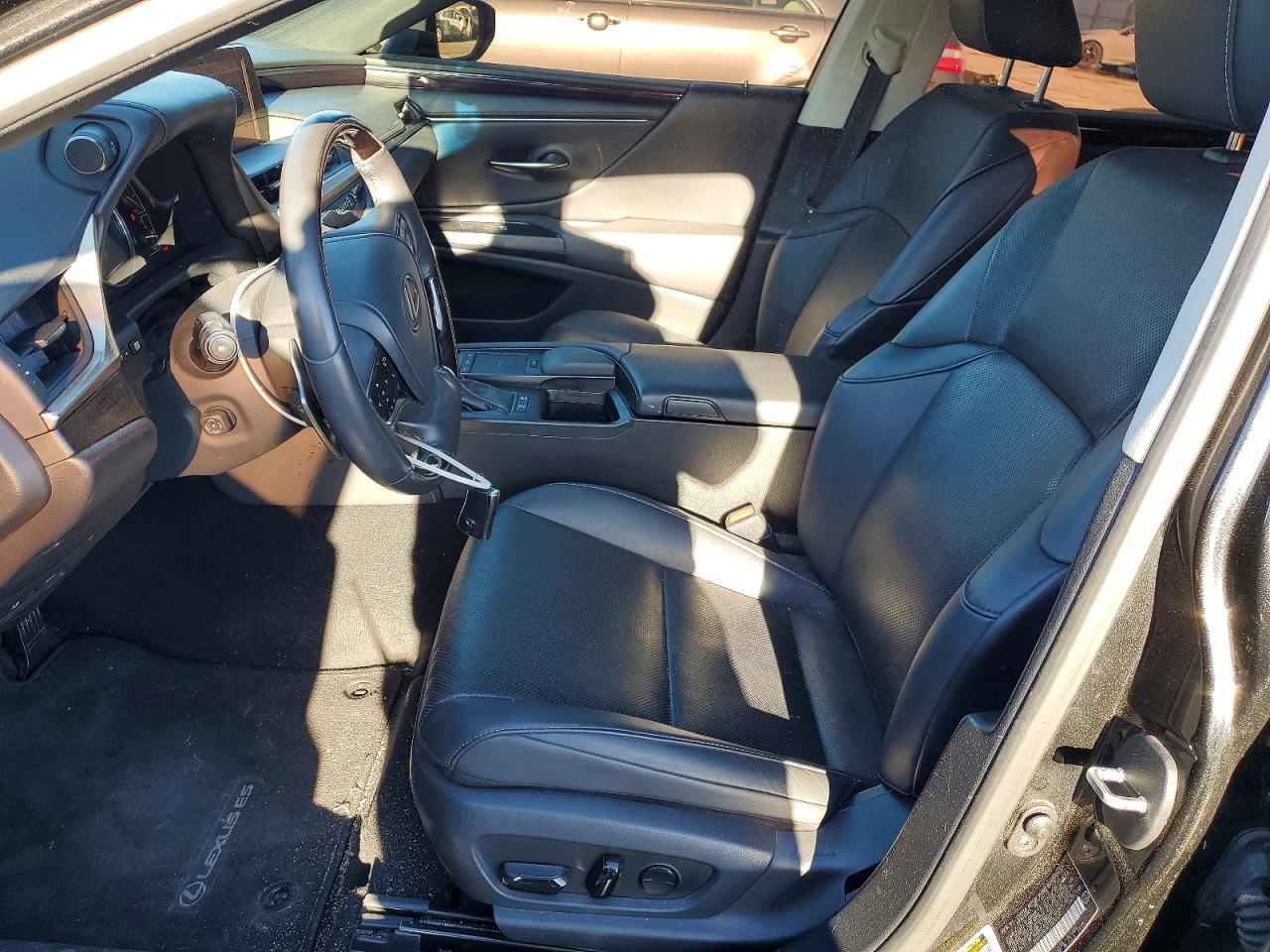2020 LEXUS ES 300H