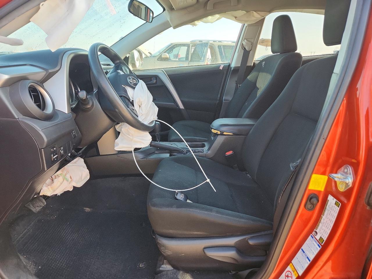 2016 TOYOTA RAV4
