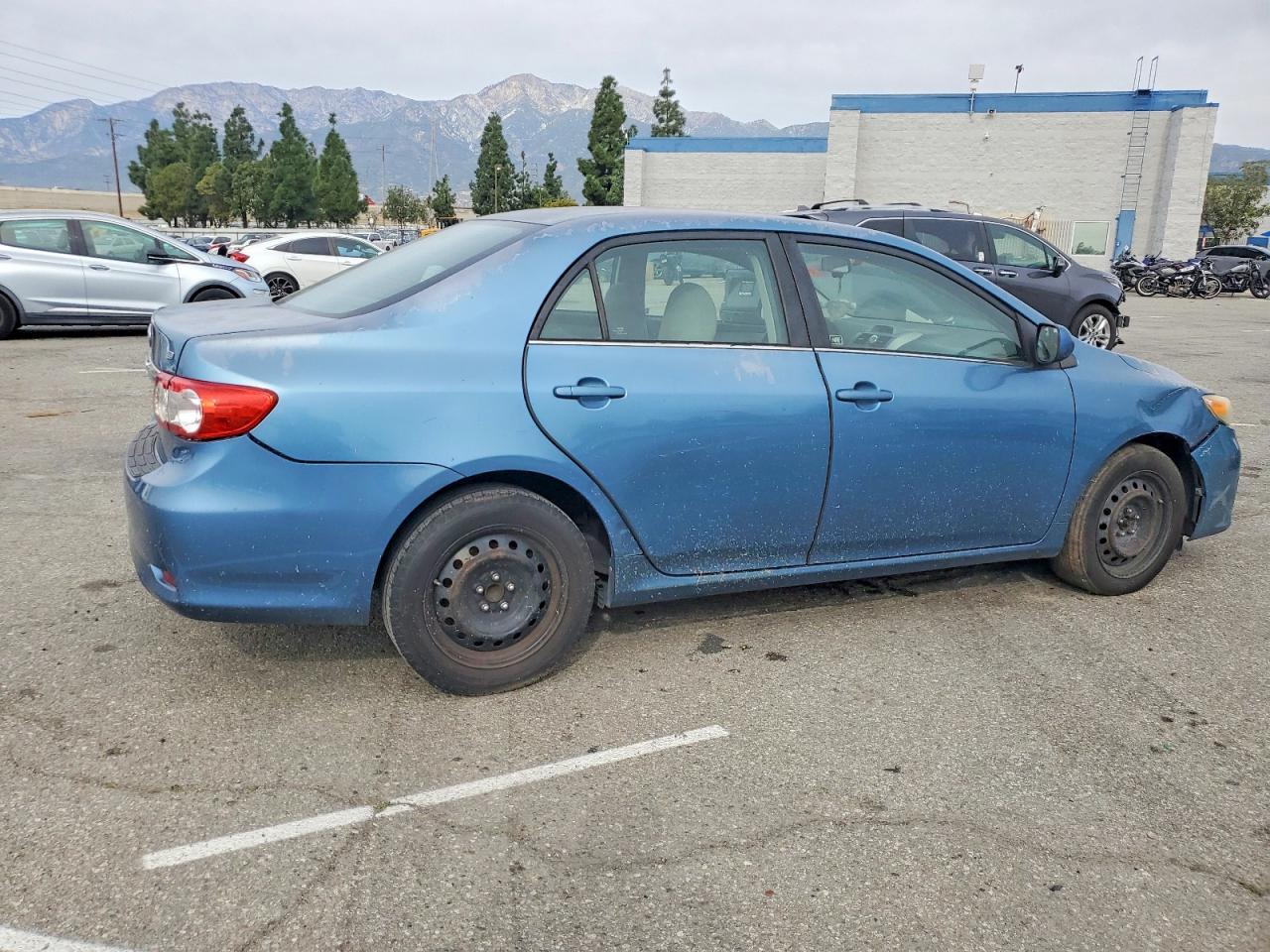 2013 TOYOTA COROLLA
