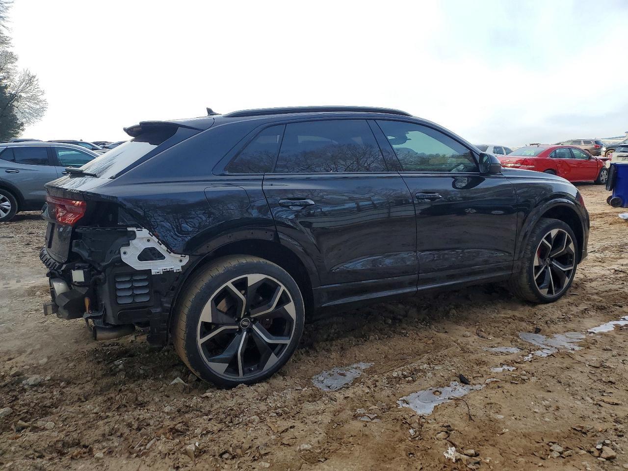 2021 AUDI RS Q8