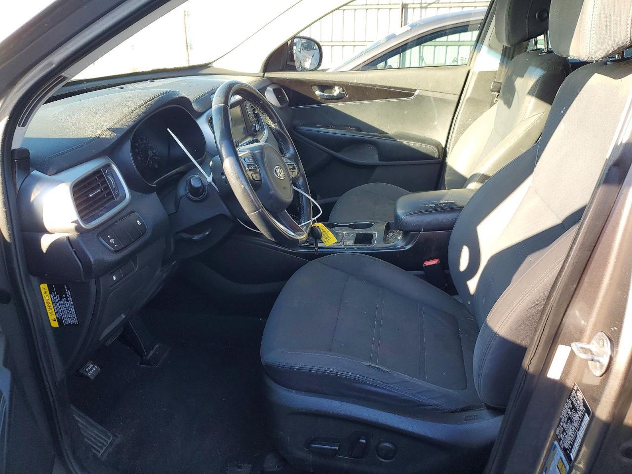 2017 KIA SORENTO