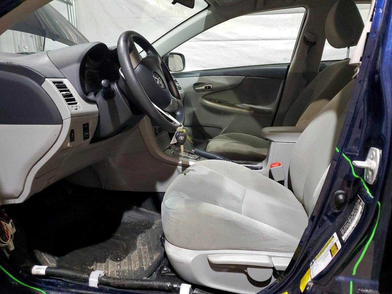 2013 TOYOTA COROLLA