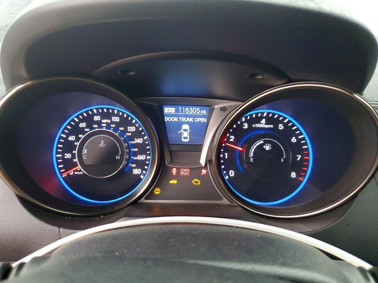 2014 HYUNDAI GENESIS